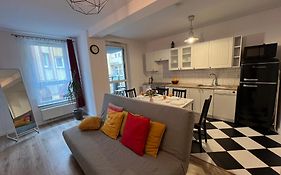 Golden House Apartament